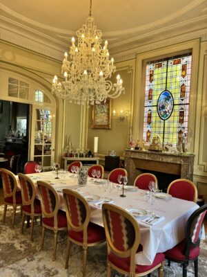Salon accord met et champagne